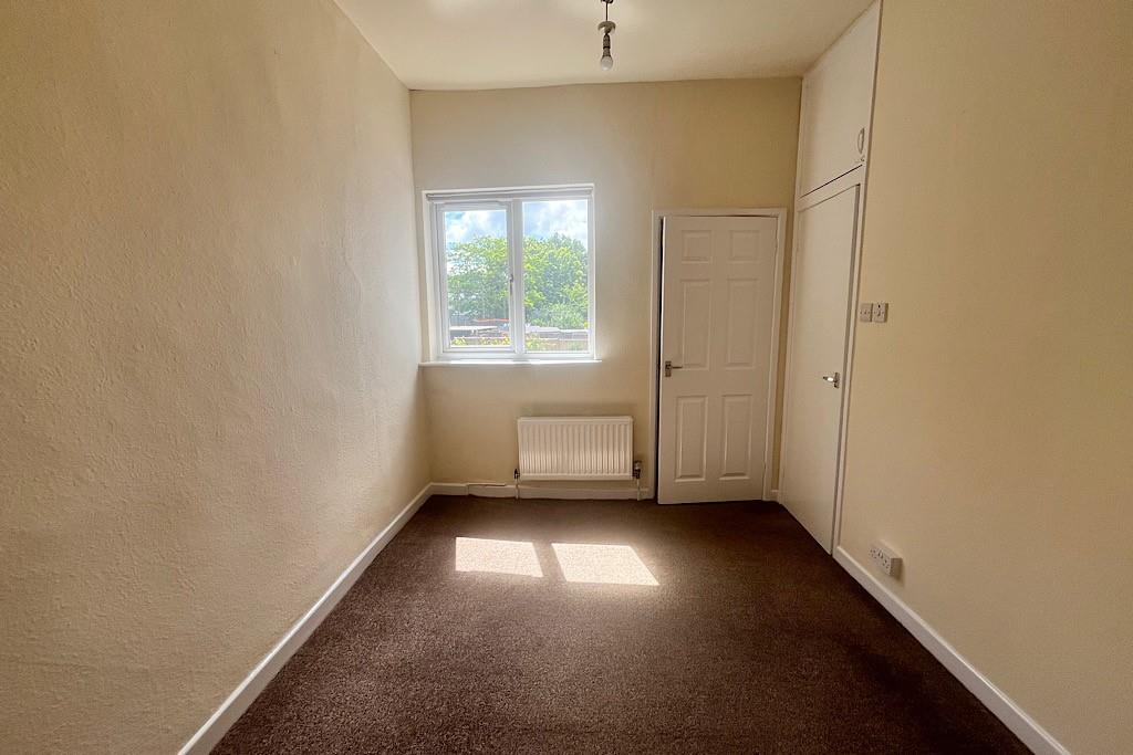 2 Upper Lord Street, Oswestry, SY11 1LT To Let